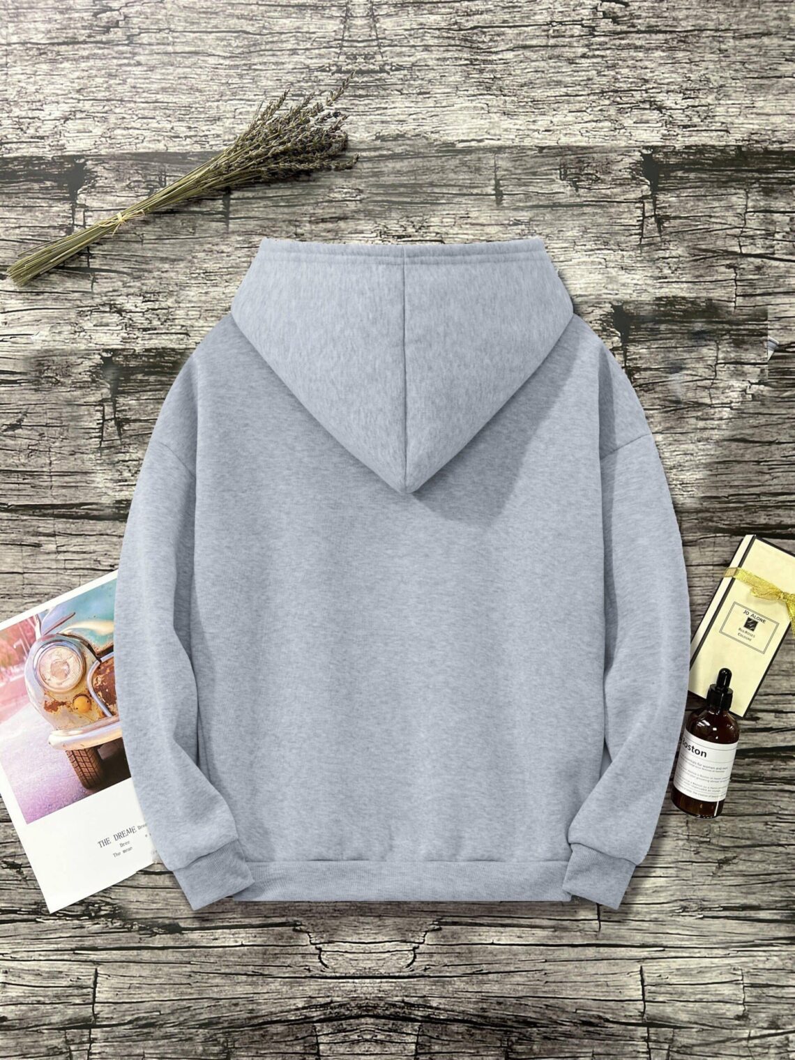 Sweat à capuche femme imprimé scooter – Poche kangourou – Manches longues – Style décontracté pour les passionnées de deux-roues – Image 5